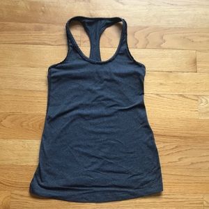 Lululemon ruffle trim tank